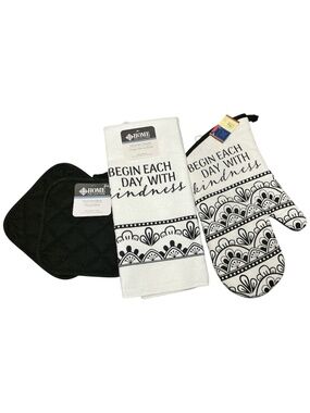 HOME COLLECTION  4 PC POTHOLDERS AND DISH TOWEL SET
